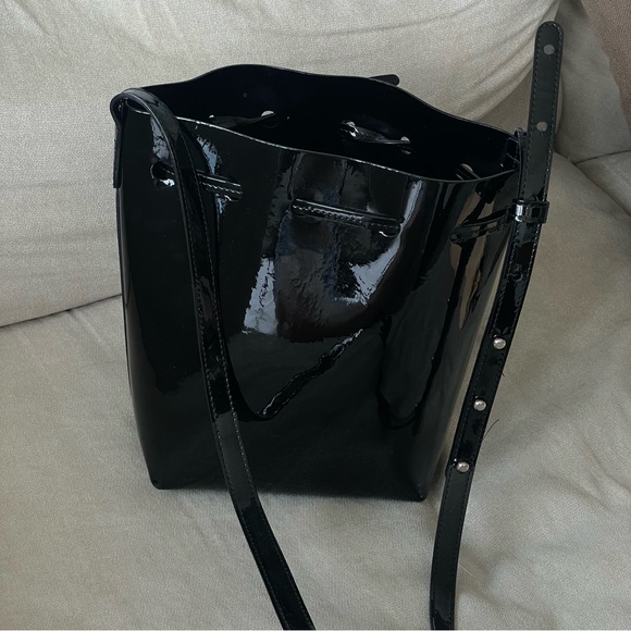 Mansur Gavriel patent bucket bag - Picture 3 of 4